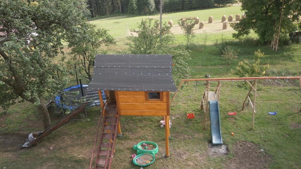 Domek Nad Lasem Koniakow Ngoại thất bức ảnh
